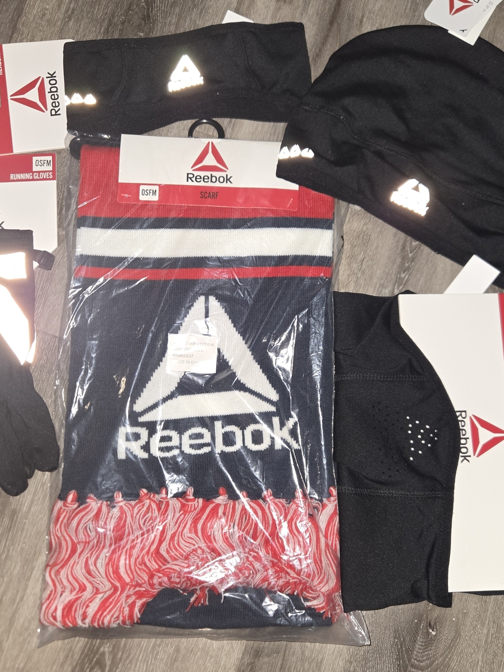 Reebok Running Bundle Gloves Hat Beanie Headband Gaiter Lot Jogging Fitness New